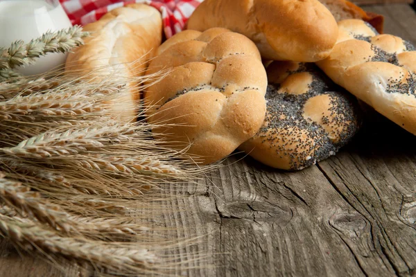 Mix of breads with spikes — Stock Photo, Image