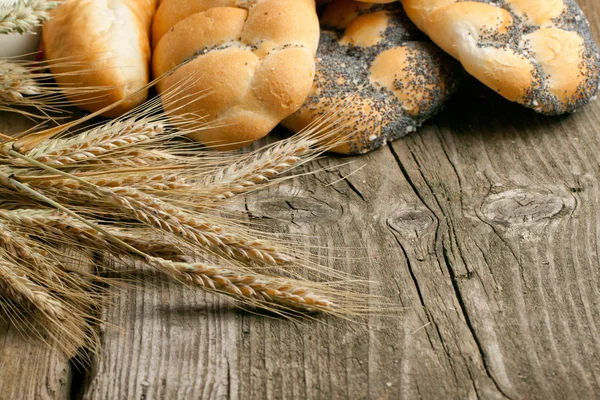 Lote de pan con espigas — Foto de Stock