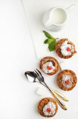 Çikolatalı mousse kek