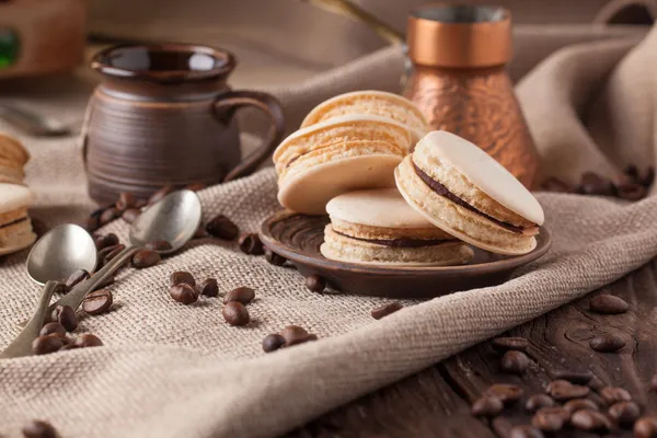 Homemade macaroons on plate — Stock Photo, Image