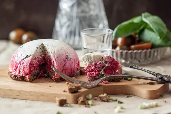 Russische snack op houten bord Rechtenvrije Stockafbeeldingen