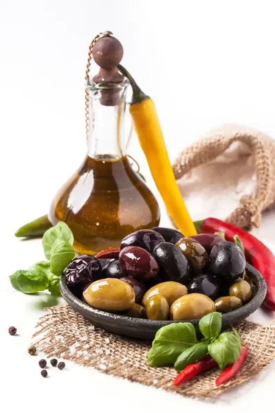 Mix of olives and chili pepper — Stock Photo, Image