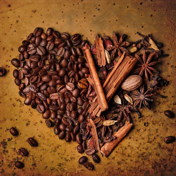 Coffee beans and spices — Stock Photo, Image