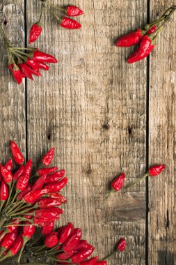 red hot chili peppers ile ahşap arka plan