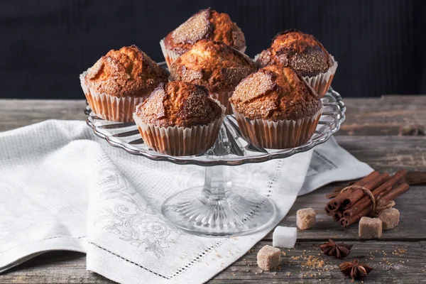 Magdalenas de azúcar con canela — Foto de Stock