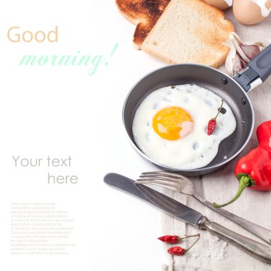 Yumurtalı kahvaltı.