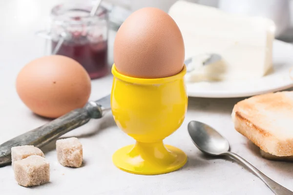 अंडे के साथ नाश्ता — स्टॉक फ़ोटो, इमेज