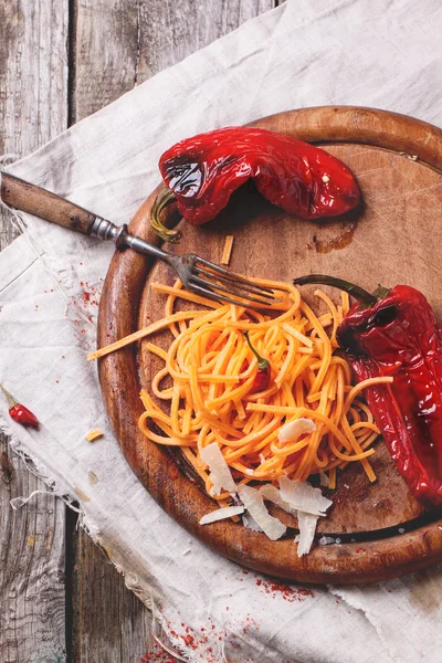 Orange tomato spaghetti — Stock Photo, Image