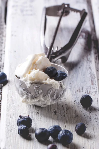 ブルーベリーのアイスクリーム — ストック写真