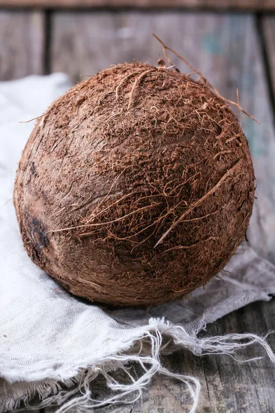 Whole coconut — Stock Photo, Image