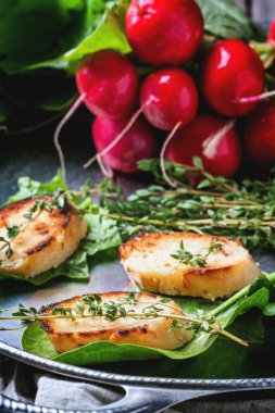 ile sebze kızarmış ekmek kruton