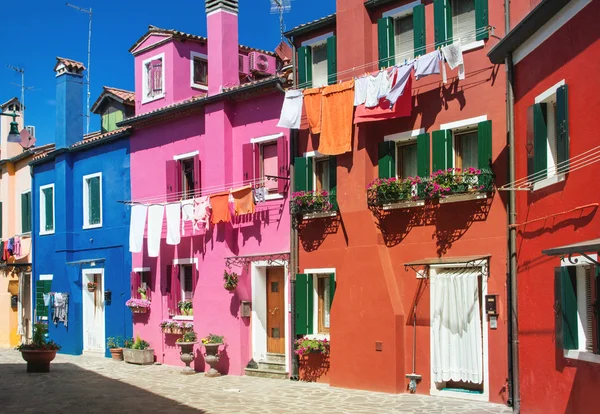 Bunte Häuser auf burano — Stockfoto