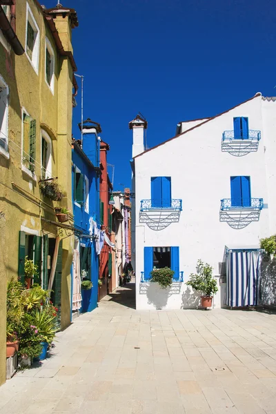 Casas coloridas en Burano —  Fotos de Stock