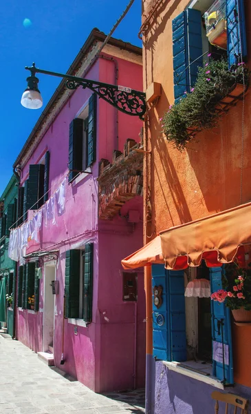 Colorful houses on Burano — Stock Photo, Image