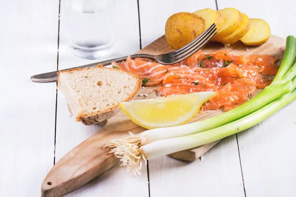 Snack with salted salmon — Stock Photo, Image