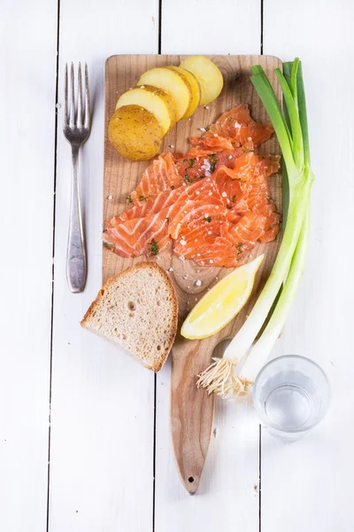 Snack with salted salmon — Stock Photo, Image