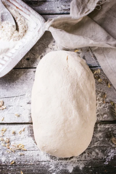 Cuocere il pane — Foto Stock