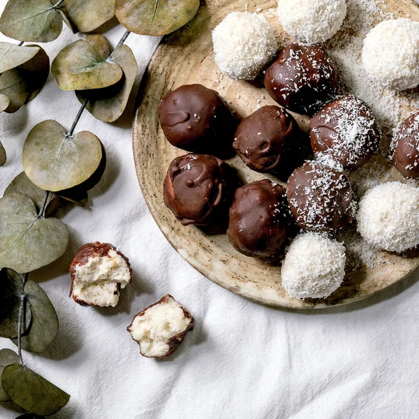 Raw Vegan Homemade Coconut Chocolate Candy Balls Whole Broken Coconut — Stock Photo, Image