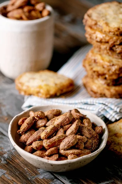 Sweet Homemade Snacks Bowl Glazed Honey Roasted Almond Nuts Square — Stok fotoğraf