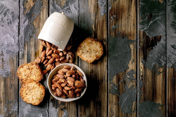 Sweet Homemade Snacks Bowl Glazed Honey Roasted Almond Nuts Square — стоковое фото