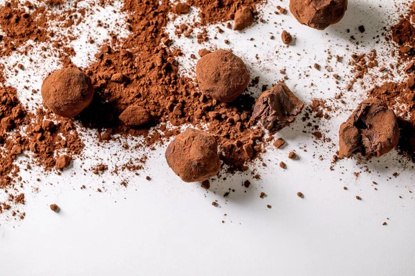 Caramella Tartufo Cioccolato Fondente Fatta Casa Con Cacao Polvere Bianco — Foto Stock