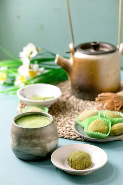 Asian Traditional Rice Dessert Sweet Green Matcha Mochi Cup Frothed — Stock Photo, Image