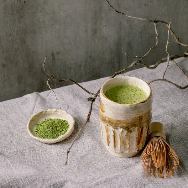 Espumoso Verde Caliente Japonés Tradicional Matcha Taza Cerámica Hecha Mano — Foto de Stock