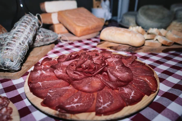 Chopping Board Bresaola Table Local Products Mountains Northern Italy — Stock Photo, Image