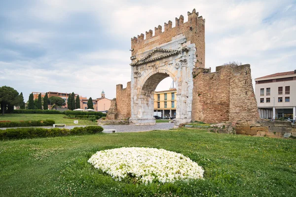 Romeinse Boog Van Augustus Het Historische Centrum Van Rimini Italië — Stockfoto