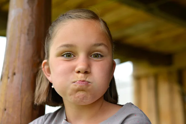 Girl making funny face — Stock Photo, Image