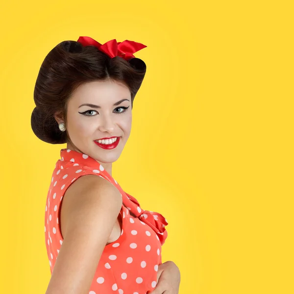 Portrait of a beautiful brunette woman — Stock Photo, Image