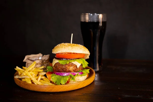 Delicious Hamburger Cola Potato Fries Wooden Table Dark Brown Background — Zdjęcie stockowe