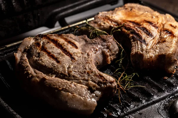 Izgarada Domuz Bifteği Restoran Menüsü Diyet Yemek Kitabı Tarifi — Stok fotoğraf