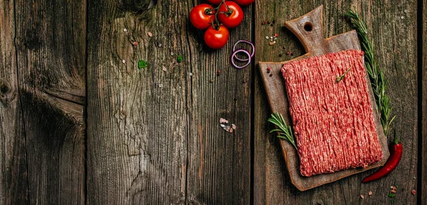Frisches Rohes Rinderhackfleisch Essen Rezept Hintergrund Aus Nächster Nähe Langes — Stockfoto