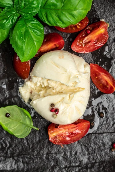 Fresh Soft White Burrata Cheese Ball Made Mozzarella Cream Apulia — Stockfoto