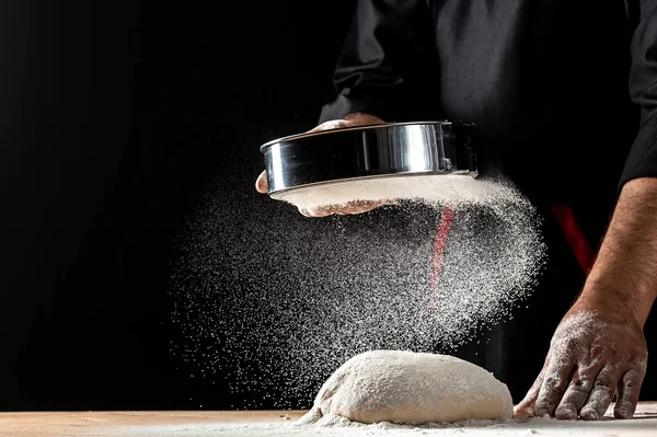 Pizza Dough Chef Sprinkles Flour Sieve Powdery Flour Flying Air — Stock Photo, Image