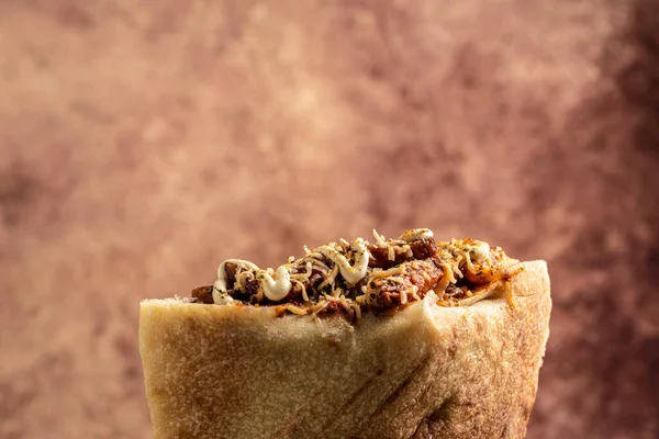Shaurma Kebap Pide Jiroskoplu Sandviç Kıymalı Sosis Patates Kızartması Taze — Stok fotoğraf