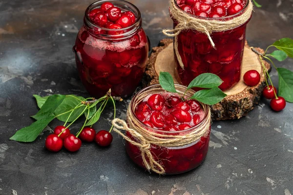 Jar Cherry Jam Sour Cherries Berries Cherry Syrup Ripe Ripe — Foto de Stock