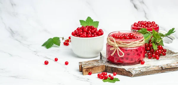 Red Currant Jam Jar Canned Fresh Berries Light Background Long — Stockfoto