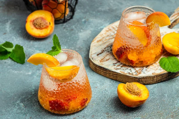 Drinks Peach Homemade Peach Cocktail Ice Cubes Mint Glass Refreshing — Fotografia de Stock