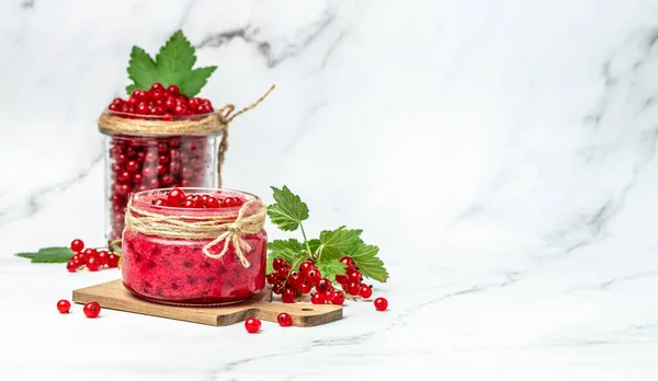 Red Currant Jam Fresh Berry Canned Berries Light Background Long — Foto de Stock