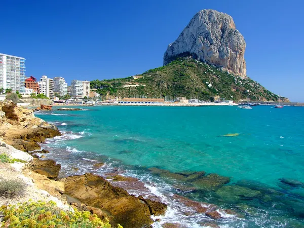 Пляжі в місті Calpe, Іспанія — стокове фото