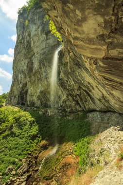 cerna Vadisi, vanturatoarea Şelalesi, Romanya güzel şelale