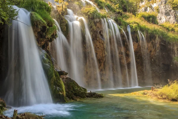 Vodopády v Evropě národní park, Chorvatsko, Plitvická — Stock fotografie