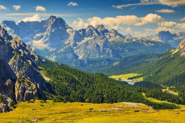 sorapis dağ grubu ve misurina Gölü, dolomites, south tyrol, İtalya