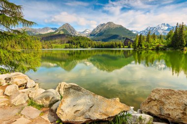 muhteşem dağ gölü, yüksek tatras, strbske pleso, Slovakya, Avrupa