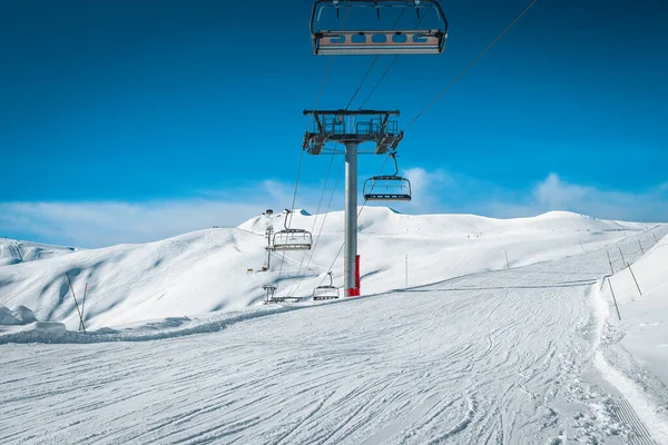 Prachtig Winterskigebied Met Lege Skiliften Skipistes Toussuire Frankrijk Europa — Stockfoto