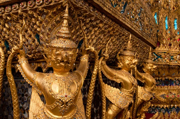 Architecture thaïlandaise, Wat Phra Kaew., Bangkok, Thaïlande — Photo