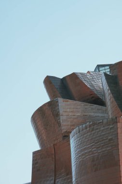 Guggenheim Müzesi Bilbao mimarisi, İspanya seyahat merkezleri 