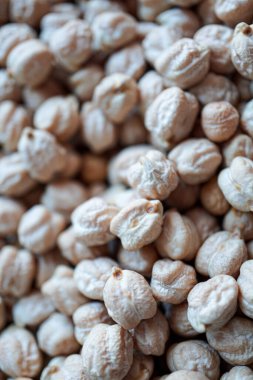 Pişmemiş nohut, Akdeniz yemeği